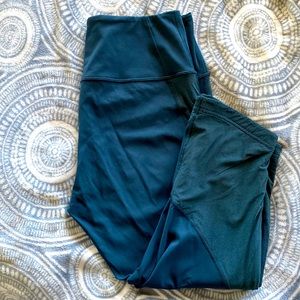 Lululemon crop